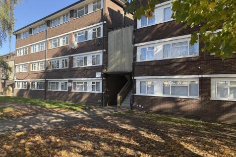 Uxbridge, UB8 - property photo