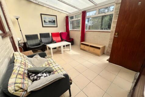 Broadlands Road, Southampton, Hampshire, SO17 photo 3