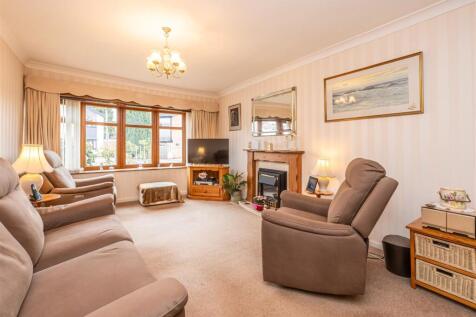19 Bramstead Avenue-9.jpg