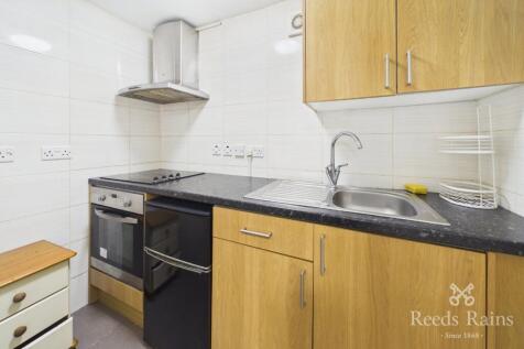 Wakefield Road, Huddersfield, West Yorkshire, HD5 photo 4