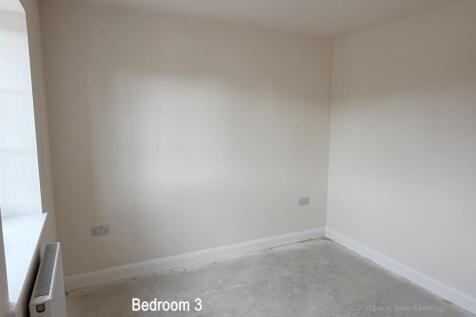 23 Stanton Close Desborough-8.jpg