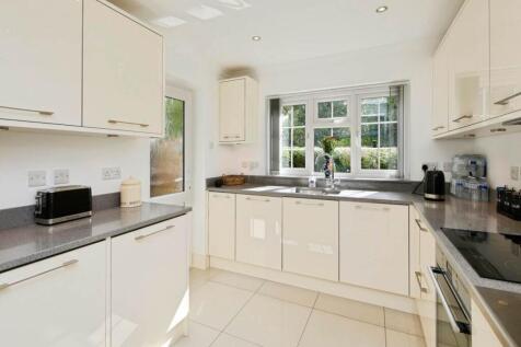Kitchen (2)