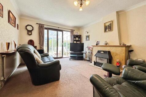 Lounge.JPG