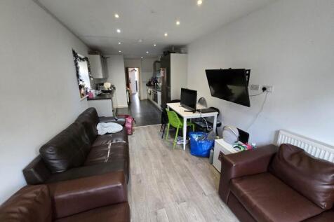 Living area (2)