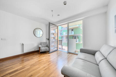 1319125-5-6863dbd...