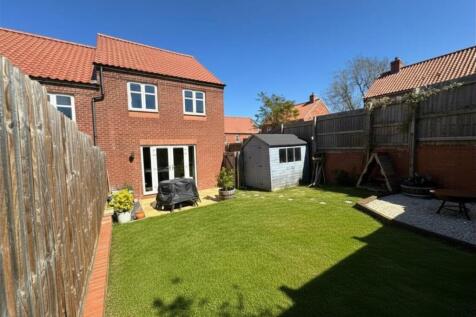 25 Orchardside - Garden 2.jpg