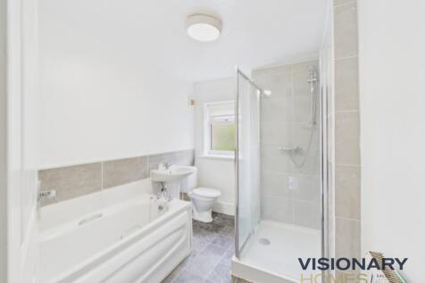 CAM03522G0-PR0219-STILL011