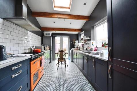 Fitted Kitchen