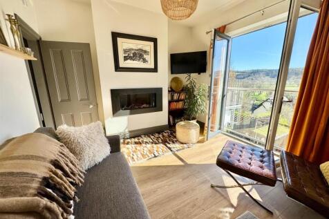 PHOTO-2025-04-07-20-10-49 (18).jpg