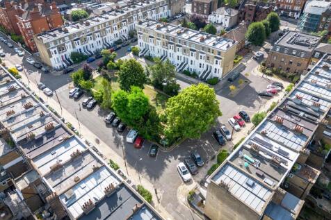 Westcroft Square-11.jpg