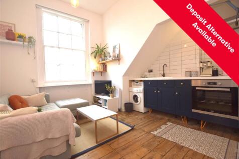Kitchen/Living Area