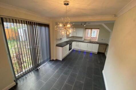 Windsor Court, Grangetown, Middlesbrough, TS6 7QY photo 5
