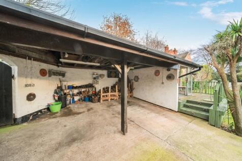 Car Port &amp; Storage 