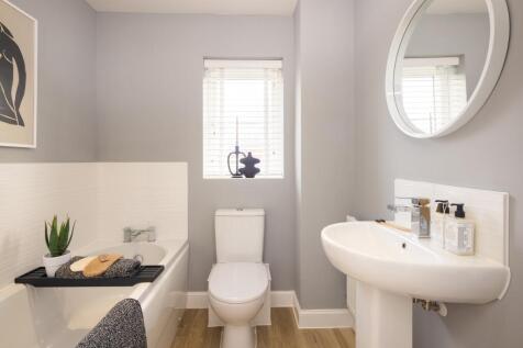 Bathroom in a 3 bed Ellerton