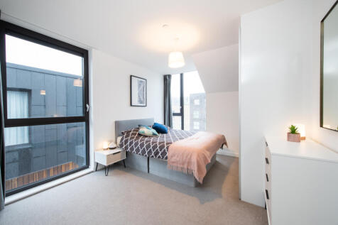 12 FORRESTER WAY E15 photo 4