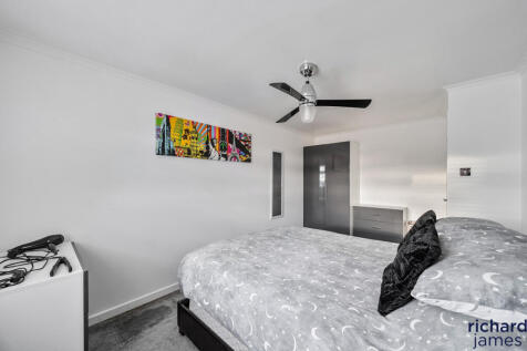 bd5d9ea5f025482cbc2ee4adc4787832