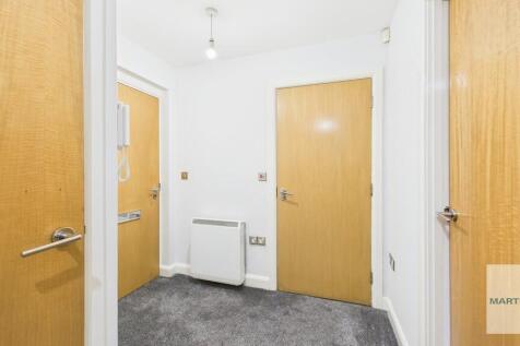 CAM05325G0-PR0105...