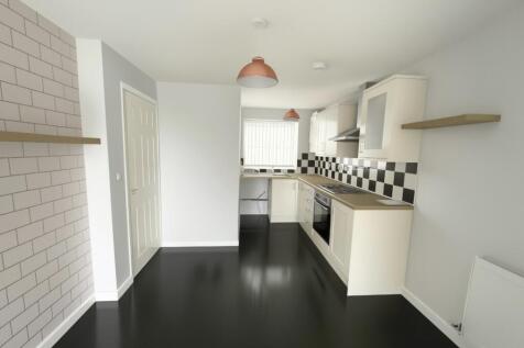 Kitchen / Dining 