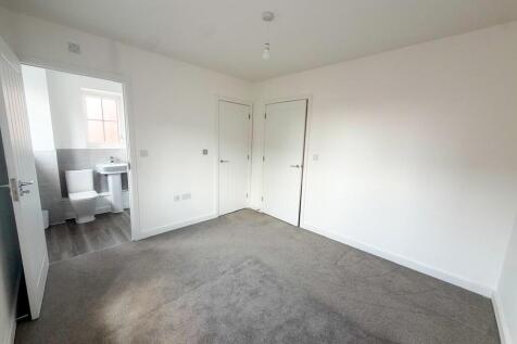 Southlands Farm Way, Wickford, Essex, SS11 photo 4