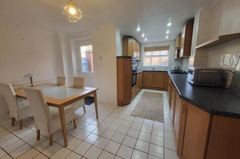 Charter Approach, Warwick photo 3
