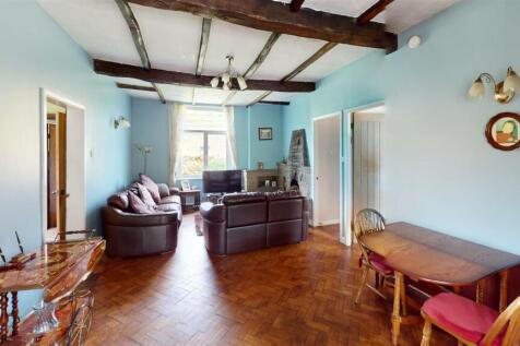 The-Bungalow-Living-Room 1.jpg