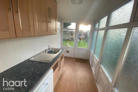Rutland Crescent, Luton photo 5