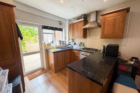 Caldecotte Street, Newport Pagnell, Milton Keynes, MK16 photo 3
