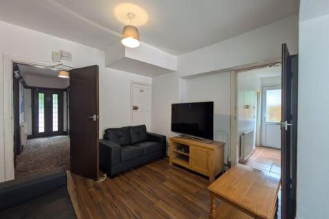 Spacious 6-Bedroom Shared Property in Lenton, Nottingham photo 5