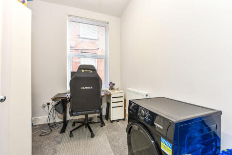 Flat 4