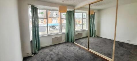 95127018-WhatsApp...