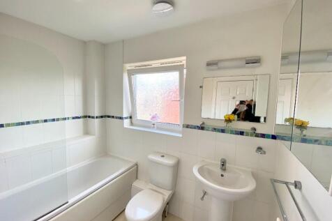 Room 3, 3 Seacole Crescent, Swindon, Wiltshire, SN1 photo 5