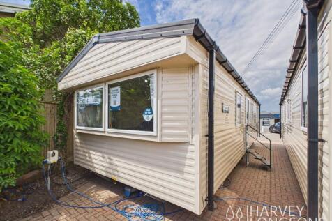 Exterior of the Willerby Etchingham Holiday Carava