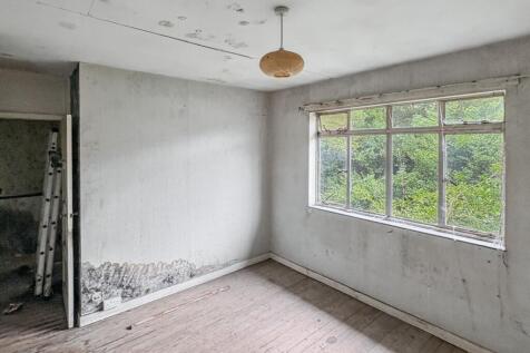 4 Gauden Close, Clapham, London SW4 6LS