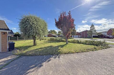 Front Garden.JPG
