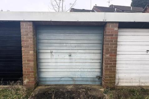 CulchethLane211Garage.jpeg