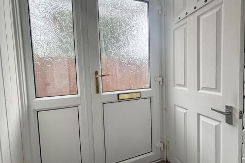 CHARNWOOD CLOSE, SO53 photo 3