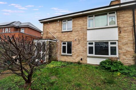 Flat 125 High Street, Ventnor, Isle of Wight, PO38 1LZ