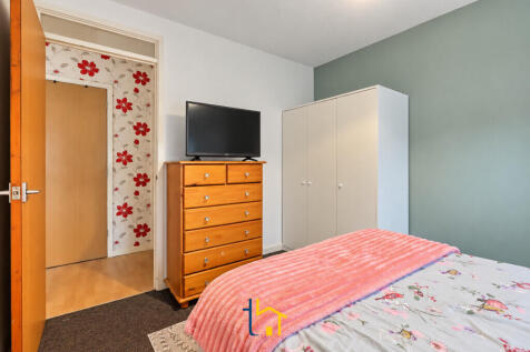 Pickering Close, Leicester photo 4