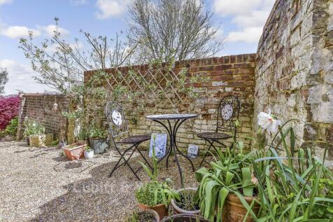 Patio / Decking