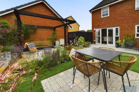 CAM02558G0-PR0203-ST