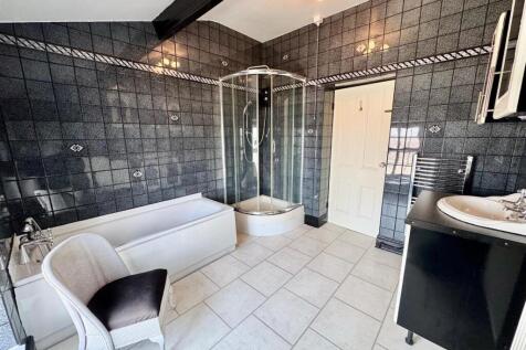 PHOTO-2025-06-10-21-02-40 (17).jpg