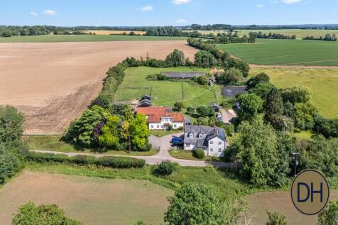 Petcheys Cottages