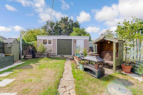 Workshop/Outbuildings