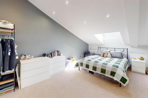Harrington-House-Brighton-Road-Bedroom 1.jpg