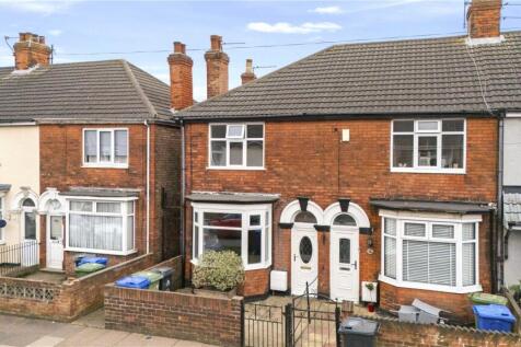 3-bed terraced on Constitutional Avenue, Cleethorpes, N E Lincs, DN35, £750/mo