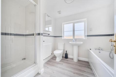 1382334-16-691c4d407a4a6