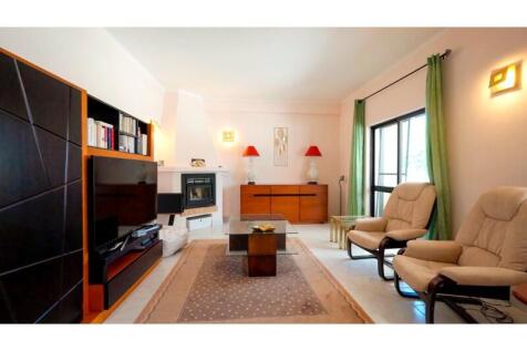 Sequence 01.00_00_33_08.Still004