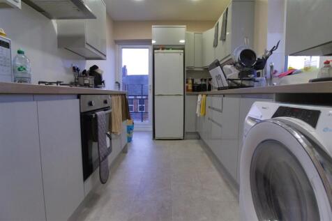 184 Helmsley Road (9).jpg