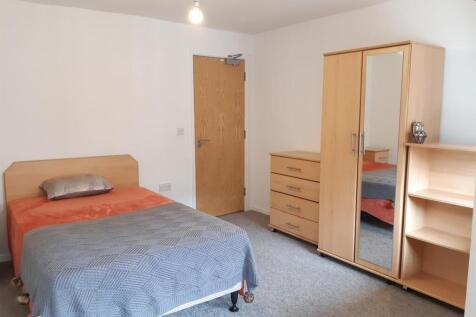 Flat 4, Room 2 (3).jpg