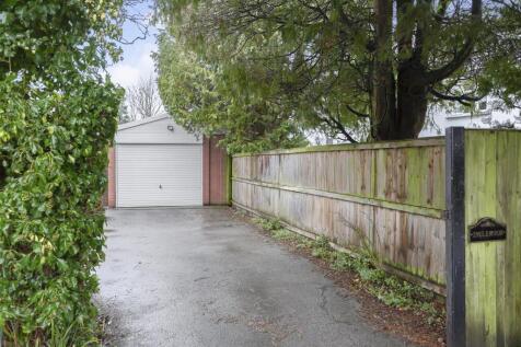 Driveway &amp; Garage